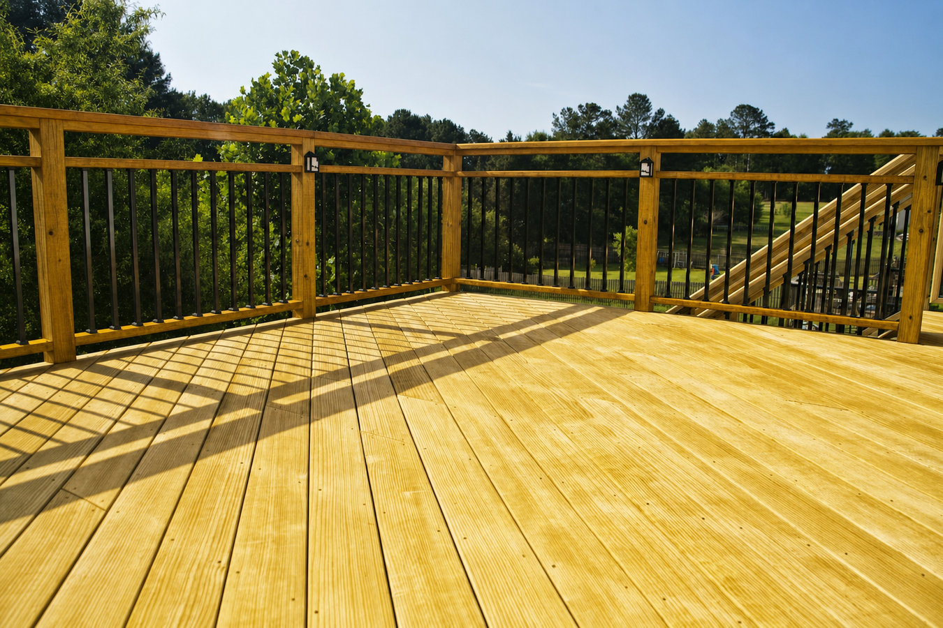 Advanced Kendall Deck & Fence - Deck Builder in Kendall, FL
